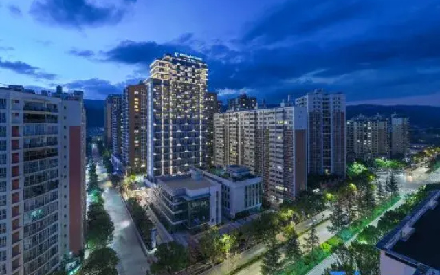 Holiday Inn Express Kunming Yiliang Center