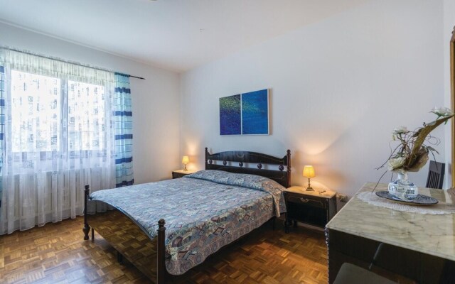 Nice Home in Brtonigla With Wifi and 3 Bedrooms