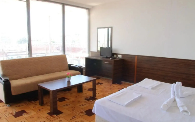 Hostel Coral City