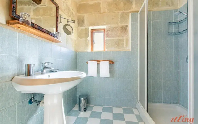 Grand Gozo Farmhouse With Games Room Pool
