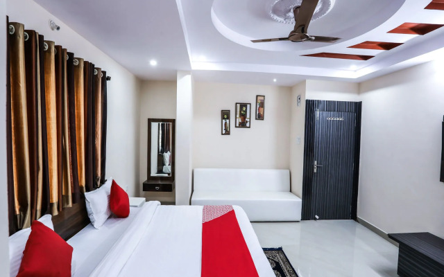 OYO 15259 Smart City