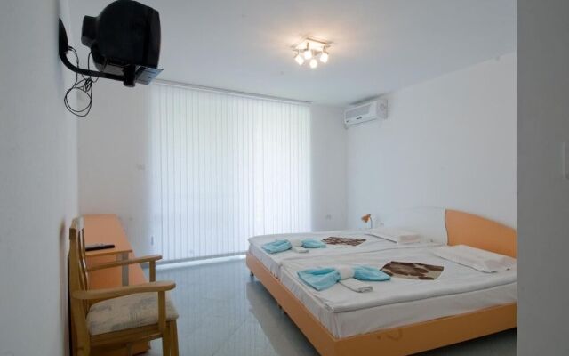 MNG Holiday Yassen Apartments