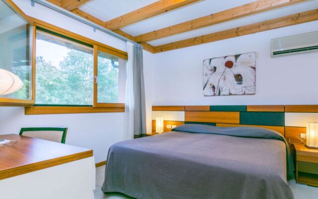Green Village Resort (LIG201)