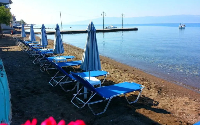 Artemis Hotel