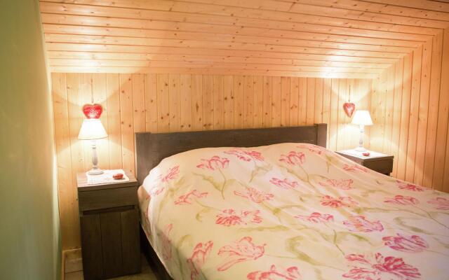 Luxurious Chalet in Oud-Turnhout with Large Garden