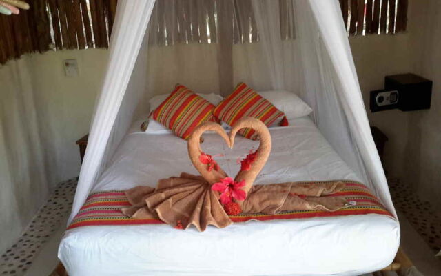 Maya Cabanas & Cenote Tulum