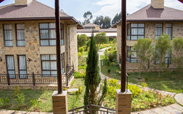 Elmer Resort And Spa