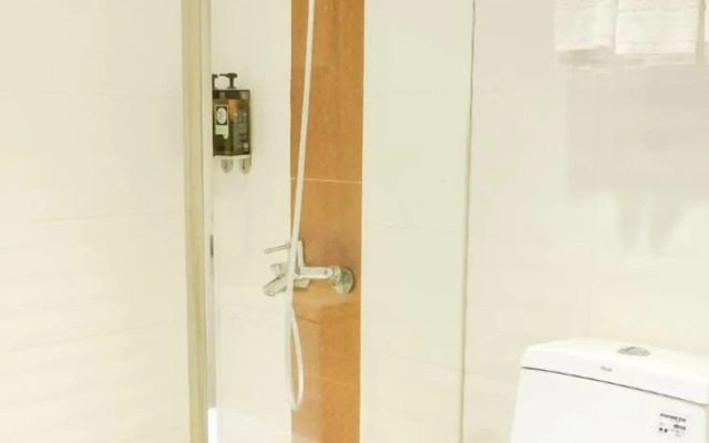 Talmud Hotel Yizhong