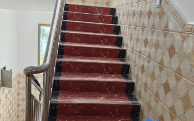 Xuejuan Inn (Luquan Jiaozishan Tourism Demonstration Village Branch)