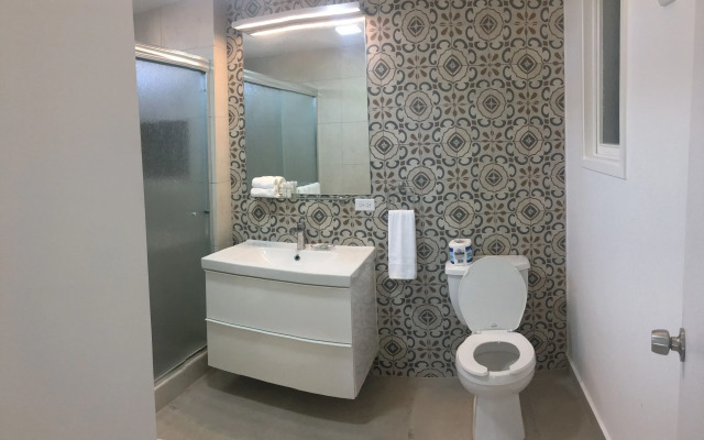 Dali Suites - Adults Only