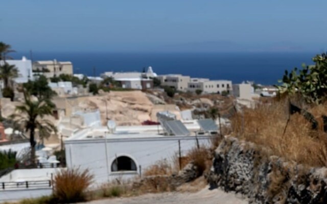 Acave Santorini Suites