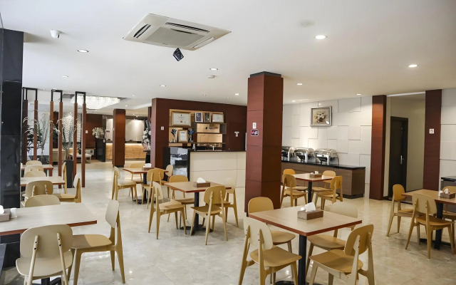 Hana Hotel