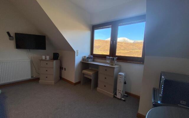 Highland Stays - Ben View Double Rooms