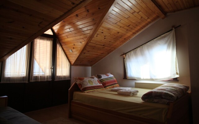 Mekan Ilica Apart Otel