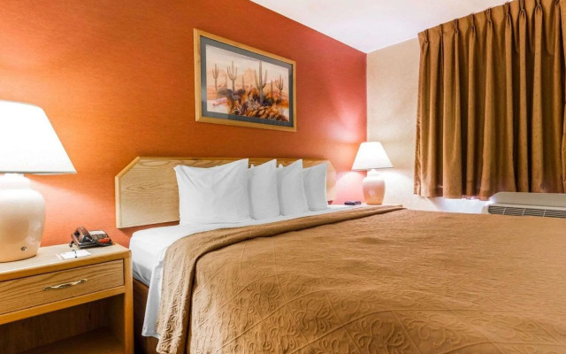 Comfort Inn & Suites Surprise Near Sun City West