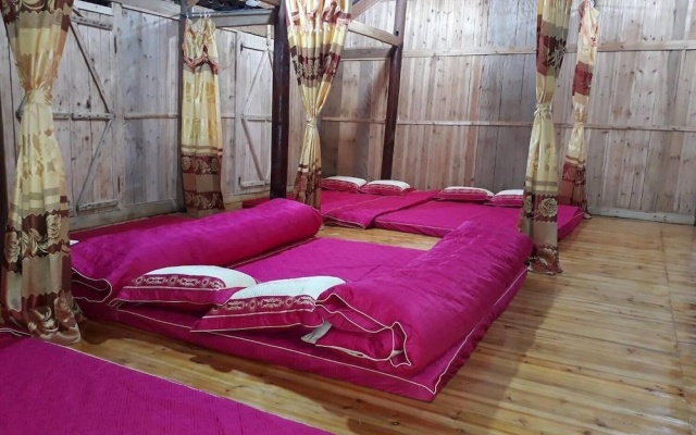 Homestay Van Khuya – Guest Rooms – Bac Ha