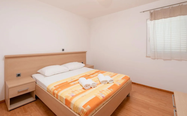Villa Tucepi Apartments