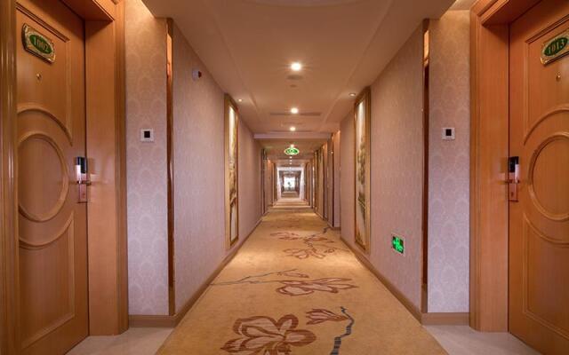 Vienna International Hotel Shenzhen Fuyong Exhibition Center Branch