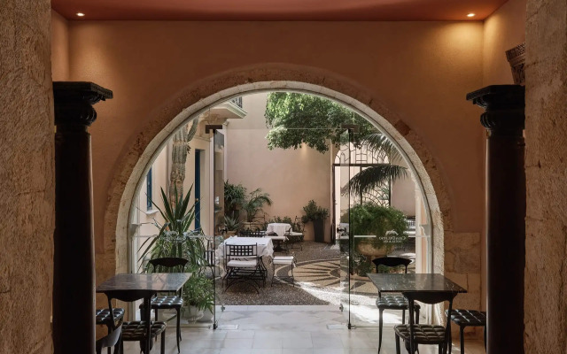 Casa Delfino Hotel & Spa