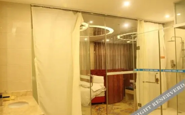 Zhongshan Haolong Business Hotel