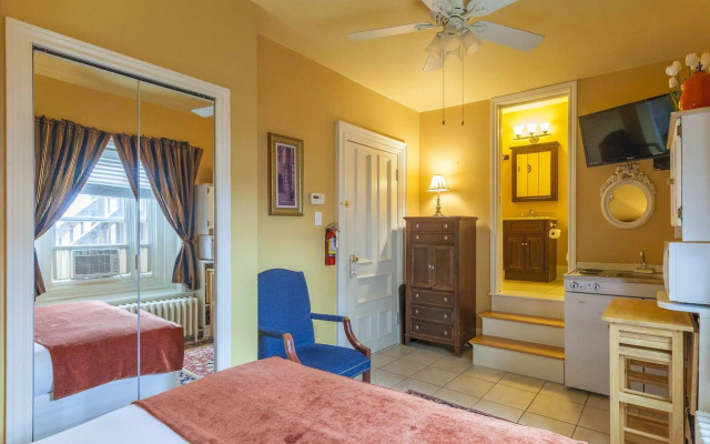 Chipman Hill Suites on Sydney