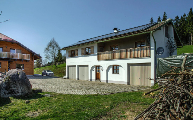 Holiday Home in Neureichenau Near Bavarian Forest