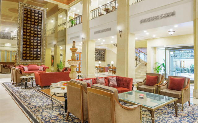Radisson Hotel Varanasi