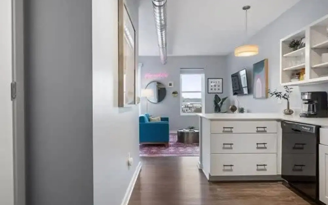 Cozysuites Lavish SDO Lawrenceville