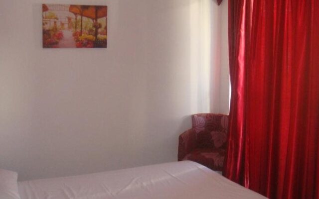 Hotel Omiros