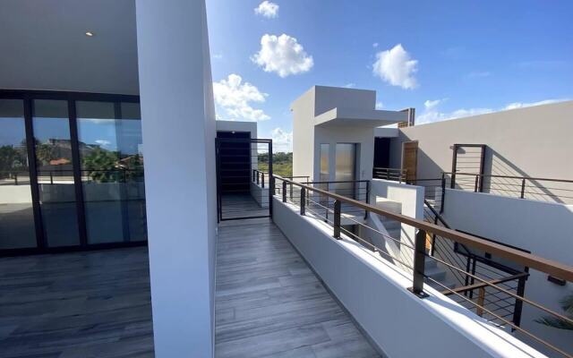 Impeccable 2-bed Apartment in Willemstad