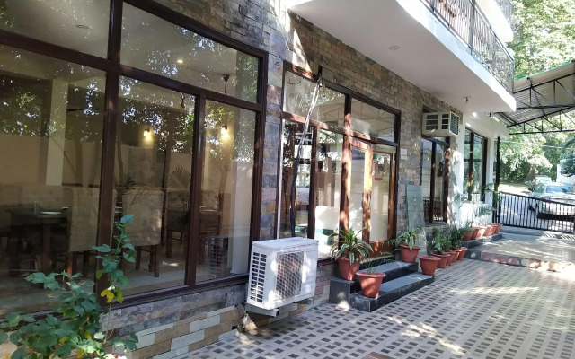 Holiday Highlights by DVM INDIA