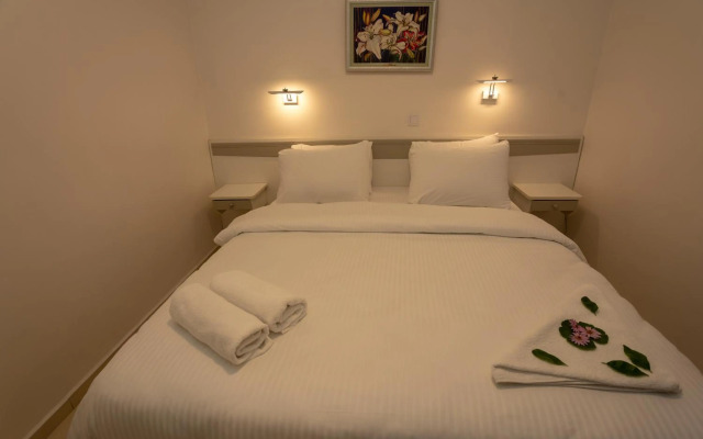Mitos Apartments