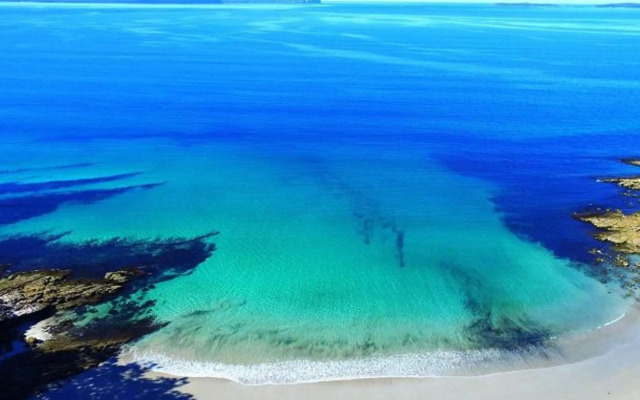 Overlooking Blenheim Beach Feel the Sand Between your Toes
