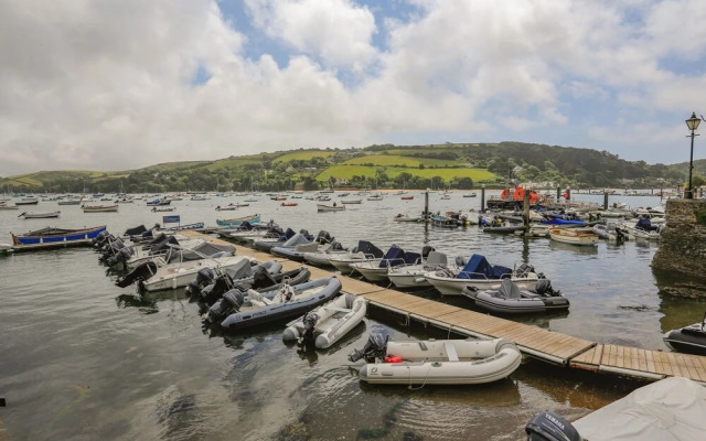 7 Island Quay