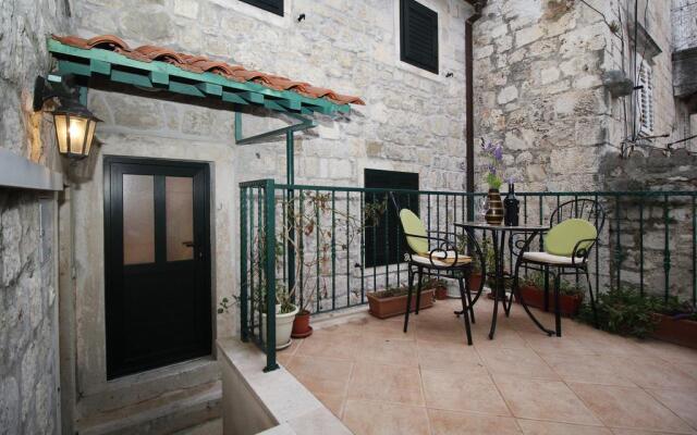Apartments Caralipeo