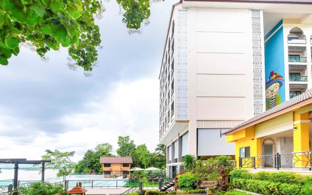 Chiangkhong Teak Garden Riverfront Onsen Hotel