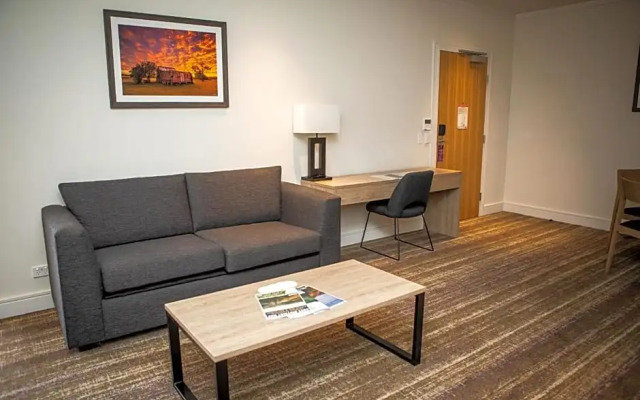 Porter's Plainland Hotel