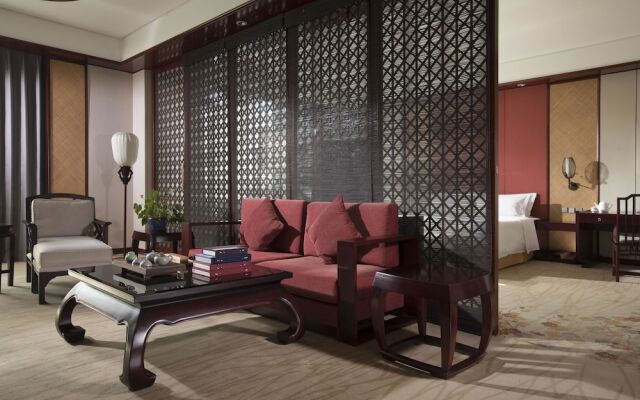 Ovation Seven-Cultivation Hotel