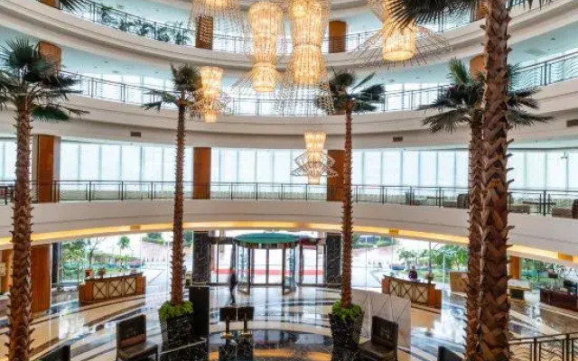 Gaoyou California Sunshine Hotel