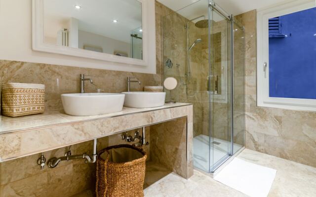 Clavature Luxury Apartment