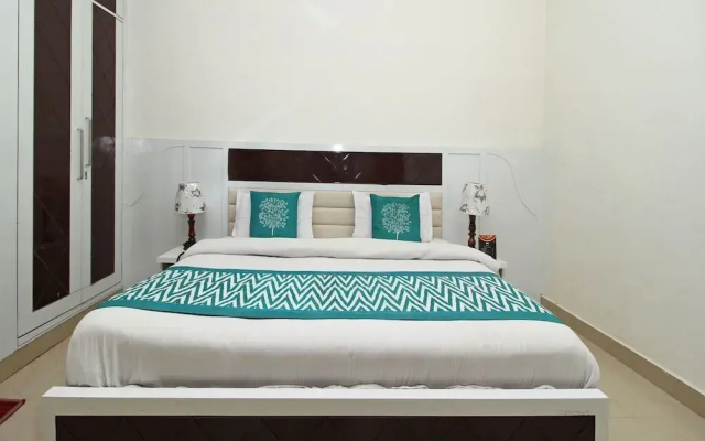 Premium Corporate Suites by OYO Rooms