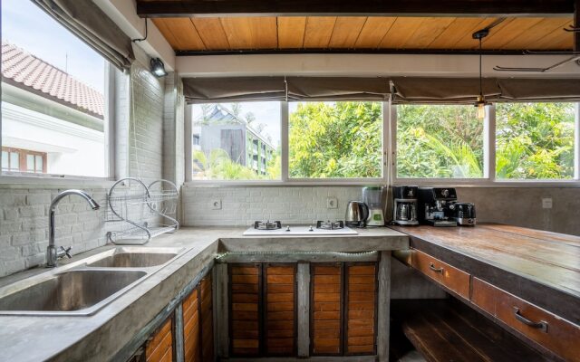 Lolo Apartment by Hombali