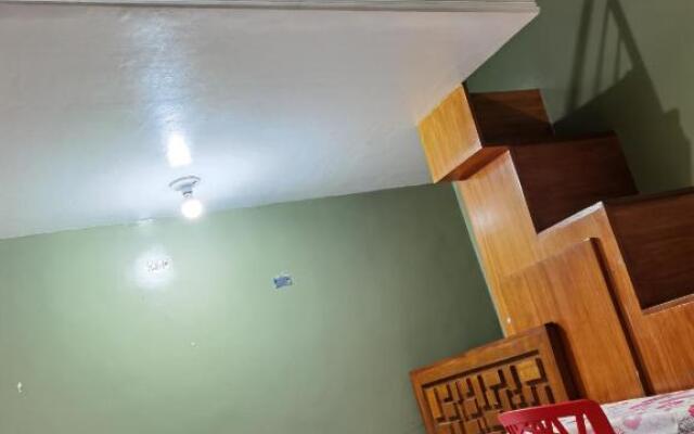 RedDoorz near Colgante Bridge Naga City