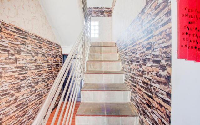 OYO 2965 Silvia Homestay