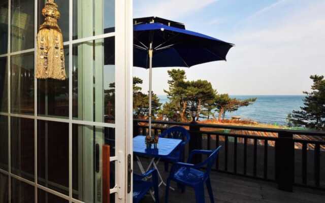 Gyeongju Ocean Tour Pension