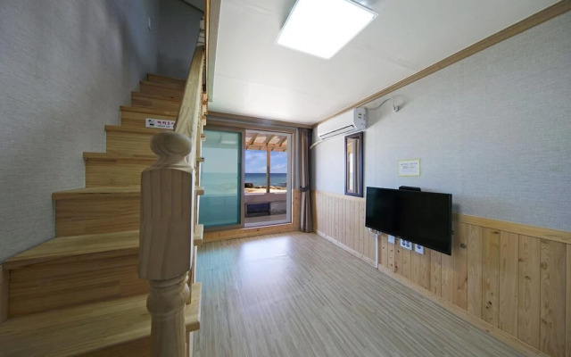 Gangneung Gongju Pension