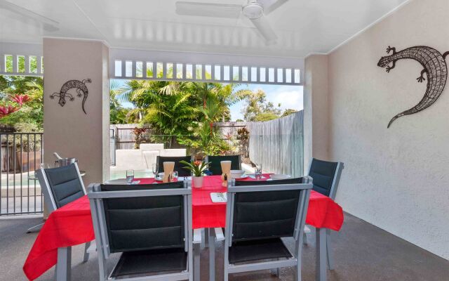 The Villas Palm Cove