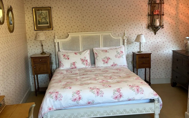 Peacocks Tearoom and Fine B&B