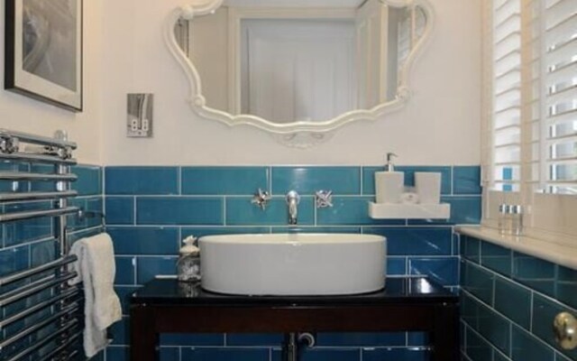 Corner House Bed & Breakfast