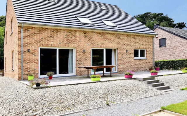 Holiday Home in Hastiere Near Forest